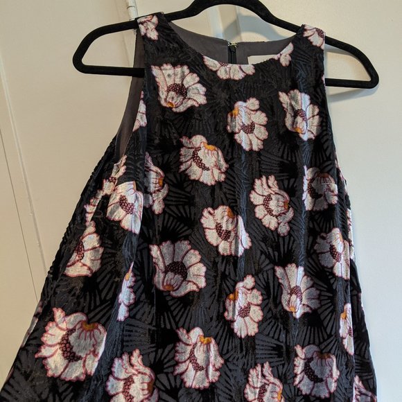 LOFT Iced Floral Velvet Swing Dress - Picture 4 of 10